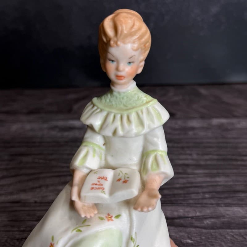 Vintage Homco Victorian Lady Sitting Reading Book 'Once Upon A Time' Bisque Porc - Thumbnail 4