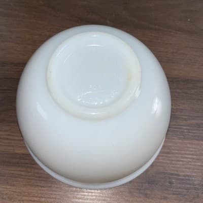 Vintage Glasbake for Sunbeam Milk Glass Mixing Bowl Spout-6.5" Replacement - Thumbnail 7