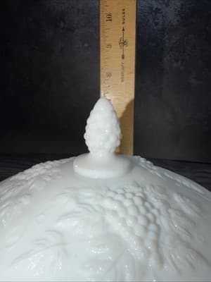 VTG Large White Milk Glass Covered Footed Pedestal Candy Dish Bowl Grapes - Thumbnail 14