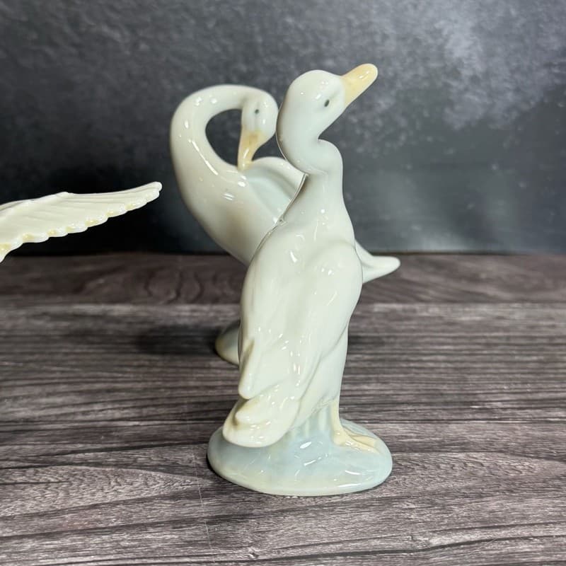 Vintage Lladro Porcelain Geese Figurines Set of 3 - Retired Spain (#4551, #4552, - Thumbnail 13