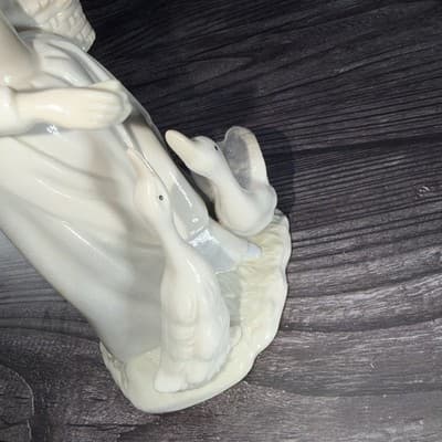 Porcelain Girl with goose Shepherdess collectible figurine vintage Geese - Thumbnail 9