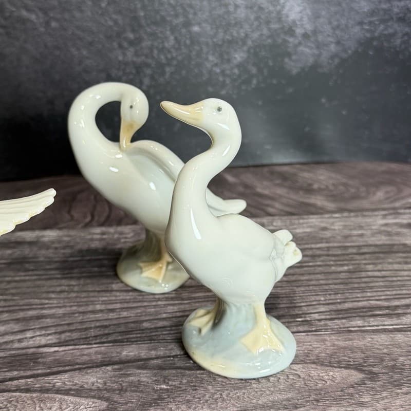 Vintage Lladro Porcelain Geese Figurines Set of 3 - Retired Spain (#4551, #4552, - Thumbnail 12