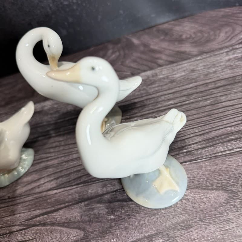 Vintage Lladro Porcelain Geese Figurines Set of 3 - Retired Spain (#4551, #4552, - Thumbnail 6
