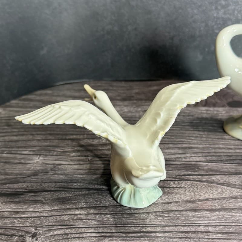 Vintage Lladro Porcelain Geese Figurines Set of 3 - Retired Spain (#4551, #4552, - Thumbnail 10