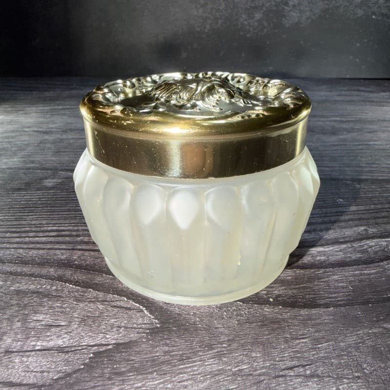 VTG Estée Lauder Re-Nutriv Powder Frosted Glass Jar w/ Gold Tone Embossed Lid - Thumbnail 5