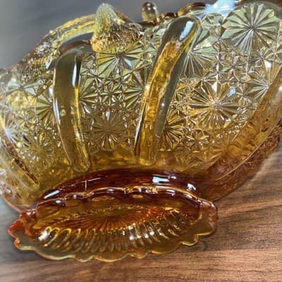 Fenton Amberina Glass Twig Split Handle Basket w/ Button & Daisy Design - Thumbnail 12