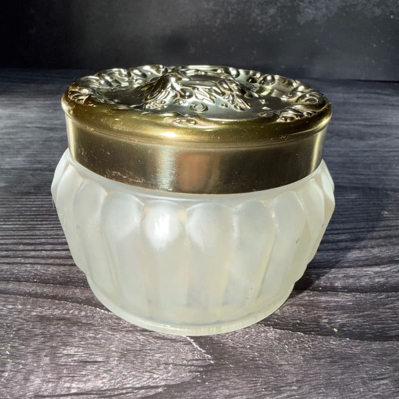 VTG Estée Lauder Re-Nutriv Powder Frosted Glass Jar w/ Gold Tone Embossed Lid - Thumbnail 3