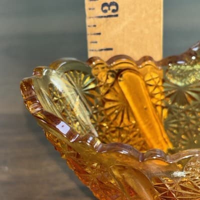 Fenton Amberina Glass Twig Split Handle Basket w/ Button & Daisy Design - Thumbnail 13