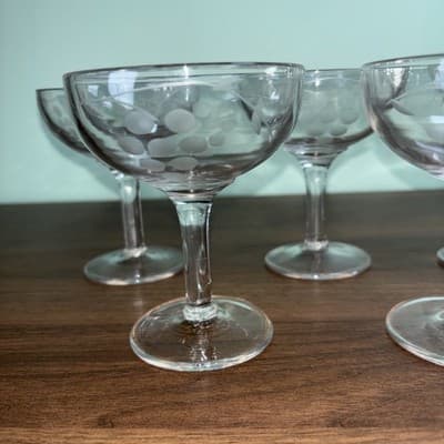 Set 5 Vintage Etched Grapevine Champagne Coupe Cocktail Crystal Glasses, 4.4” - Thumbnail 10