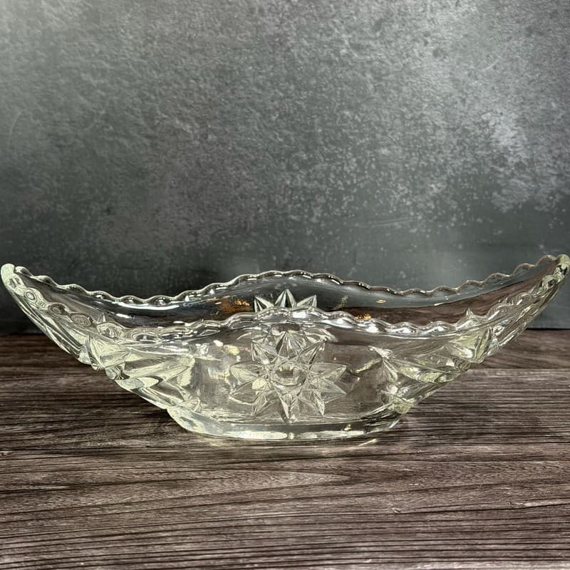 Vintage Anchor Hocking Early American Prescut Star of David Glass Celery Relish - Thumbnail 4