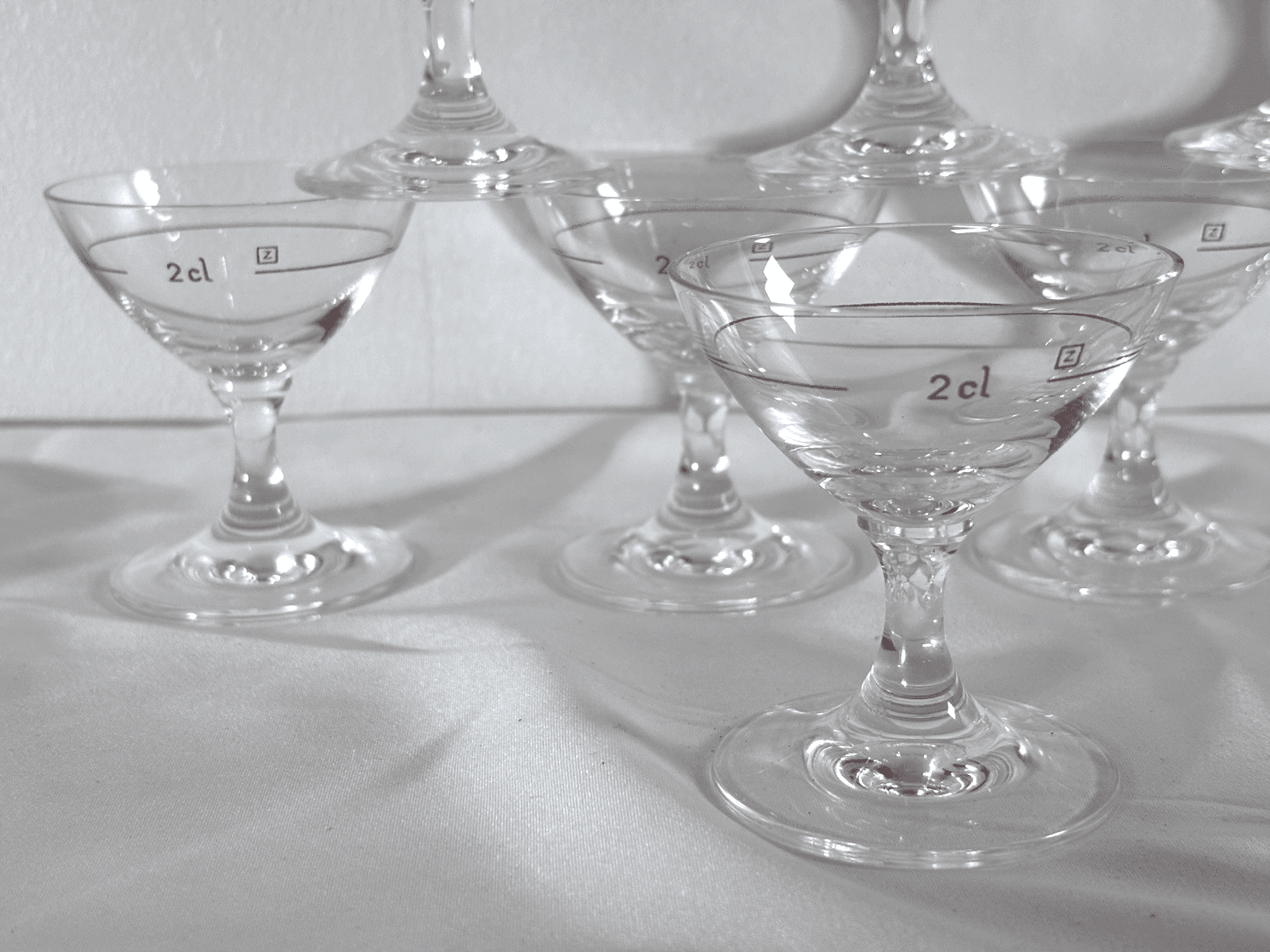 Set of 8 VTG 1970's Schott Zwiesel Stemmed 2 Cl Shot Glasses Red Line Marked - Thumbnail 3