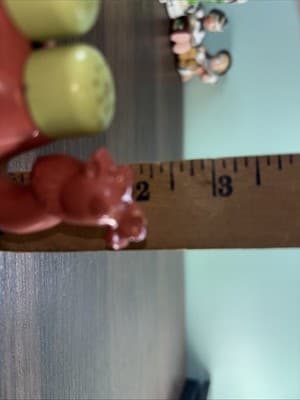 Plastic Pink Camel with Removeable Nesting Salt & Pepper Green Shakers - Thumbnail 11