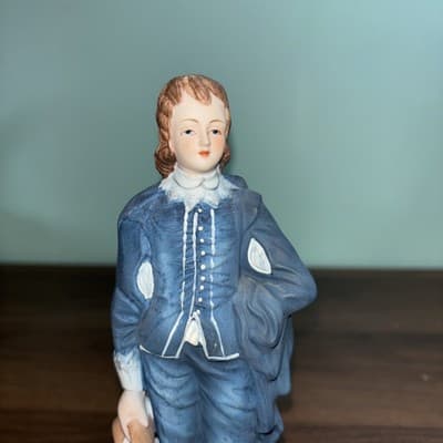 Lefton Hand Painted Boy Blue #04233 Collectable Figurine Vintage - Thumbnail 2