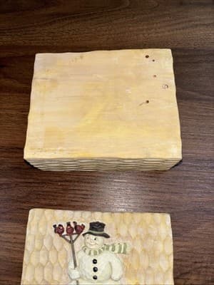 Carved Wood Look Christmas Box Snowman Red Birds Decor Gift Lid Keepsake Holiday - Thumbnail 9