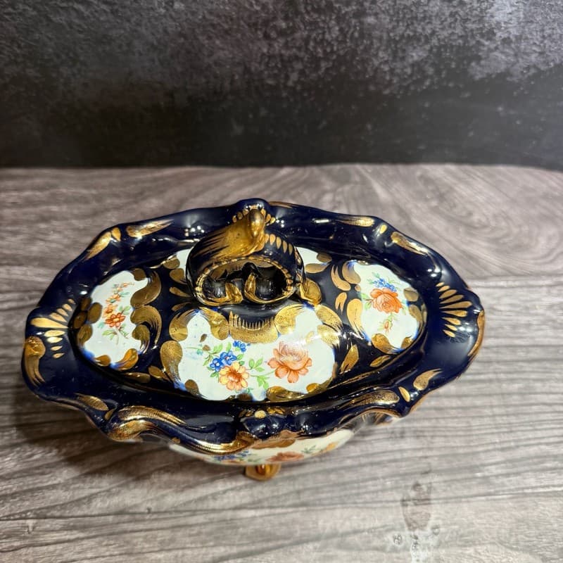MICA Italy Cobalt Blue Gilt Floral Footed Trinket Box 1498 - Thumbnail 2