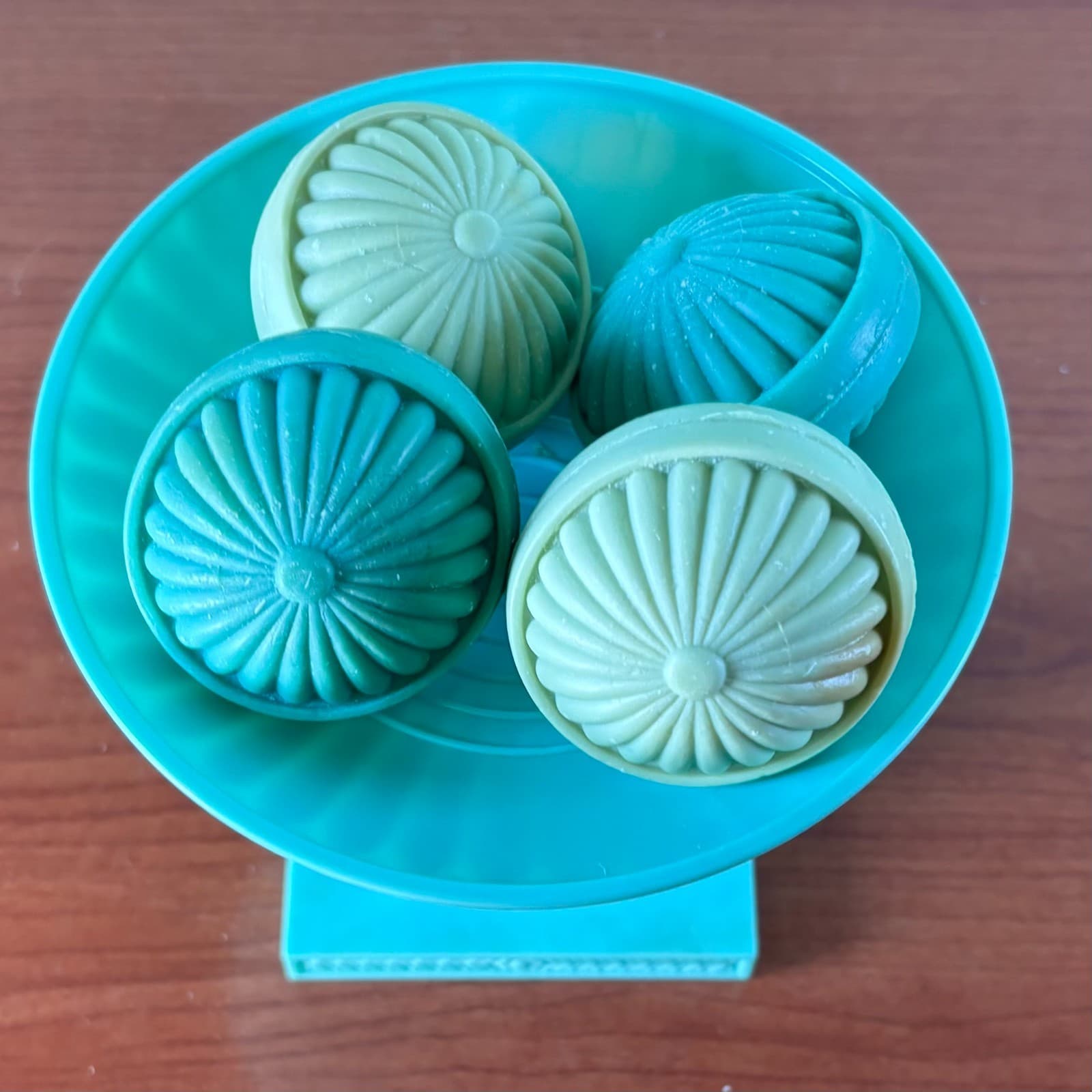 Avon Vintage Soap Dish Turquoise Plastic and Silver Metal Koi Fish Blue MCM VTG - Thumbnail 14