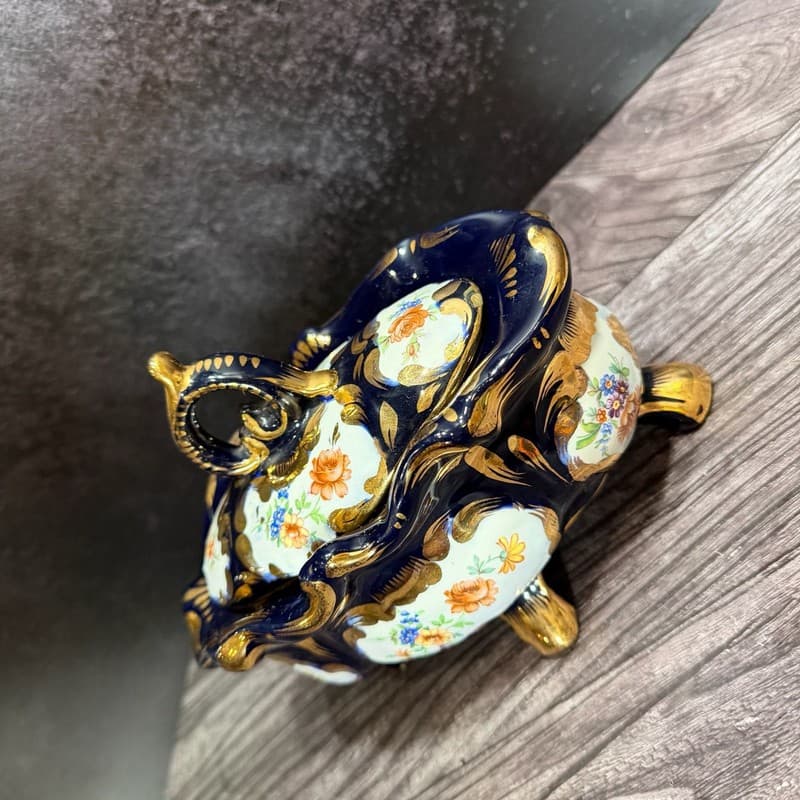 MICA Italy Cobalt Blue Gilt Floral Footed Trinket Box 1498 - Thumbnail 4