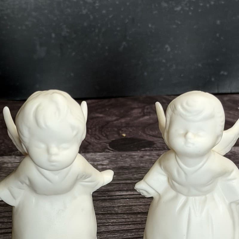 Vintage Lefton White Bisque Kissing Angel Figurines - Set of 2 - Thumbnail 6