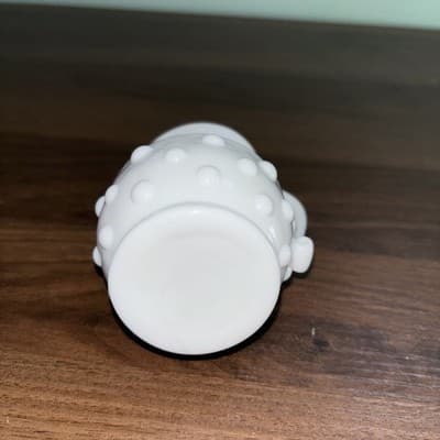 Fenton White Milk Glass Hobnail Creamer Cruet Dots With Hand Crimped Handle VTG - Thumbnail 7