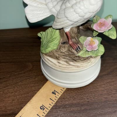 Eda Mann Milano Porcelain Sculpture Bird Music Box "The Way We Were" White Dove - Thumbnail 11
