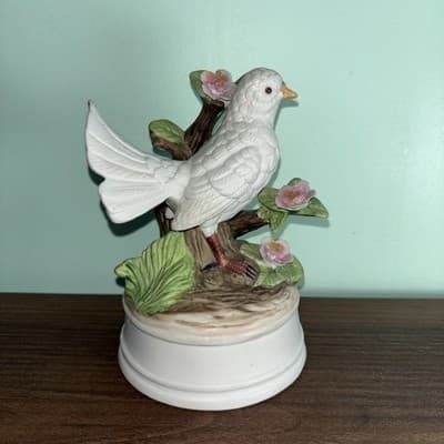 Eda Mann Milano Porcelain Sculpture Bird Music Box "The Way We Were" White Dove