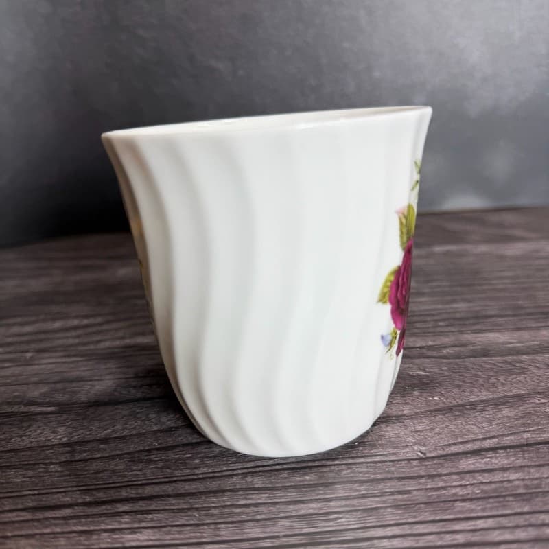 Crown Trent Staffordshire England Fine Bone China Rose Floral Mug - Thumbnail 5