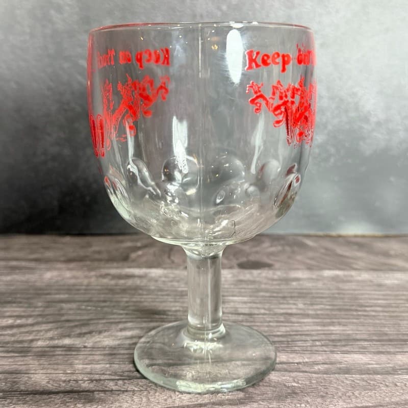Vintage 1970s Robert Crumb 'Keep On Truckin'' Red Graphic Beer Glass Goblet - Thumbnail 5