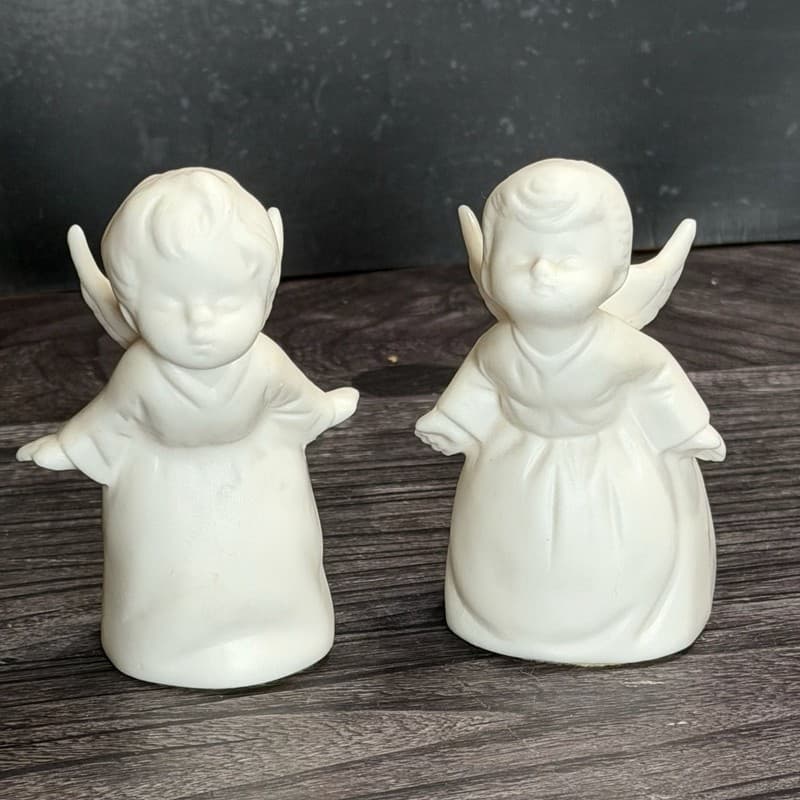 Vintage Lefton White Bisque Kissing Angel Figurines - Set of 2 - Thumbnail 3