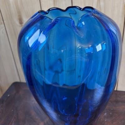 Vintage MCM 13” Hand-Blown Cobalt Blue Large Glass Vase Center Pulled Crimp - Thumbnail 3