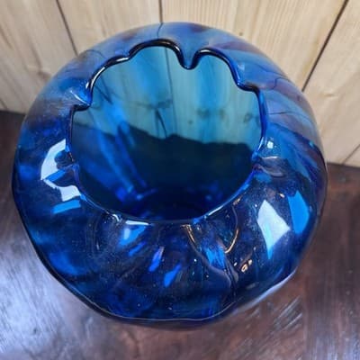 Vintage MCM 13” Hand-Blown Cobalt Blue Large Glass Vase Center Pulled Crimp - Thumbnail 7