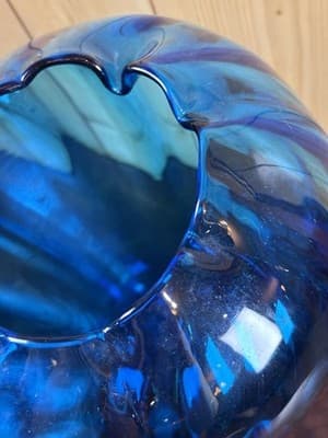 Vintage MCM 13” Hand-Blown Cobalt Blue Large Glass Vase Center Pulled Crimp - Thumbnail 9