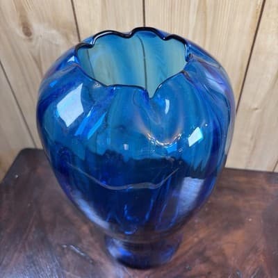 Vintage MCM 13” Hand-Blown Cobalt Blue Large Glass Vase Center Pulled Crimp - Thumbnail 2