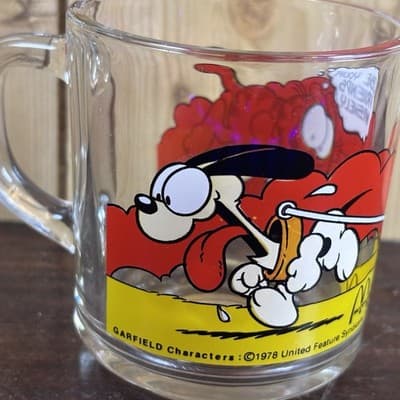 VTG Garfield Odie Coffee Cup Skateboard Use Friends 1978 McDonalds Glass Mug - Thumbnail 3
