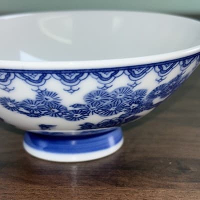 Small Vintage Chinese Porcelain Footed Blue & White Rice Bowl Boys Butterflies - Thumbnail 4