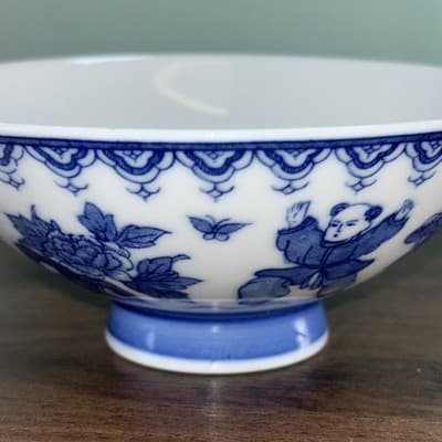 Small Vintage Chinese Porcelain Footed Blue & White Rice Bowl Boys Butterflies - Thumbnail 6