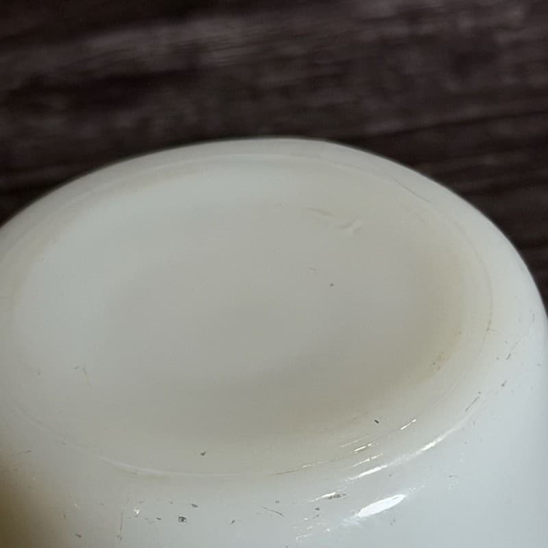 Vintage White Milk Glass Coffee Mug with Thick C-Handle 3.5" - Thumbnail 7