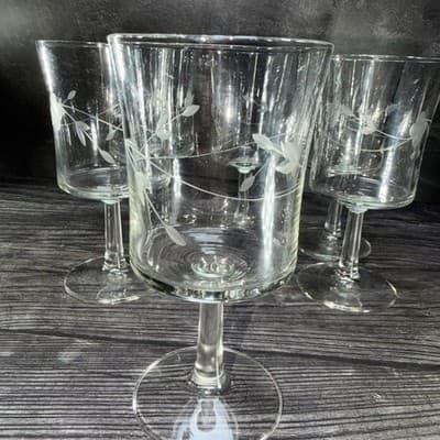 Set of 6 Wine Glasses Cut Flower Leaf Pattern Clear Javit Crystal Stemware 6.75� - Thumbnail 3