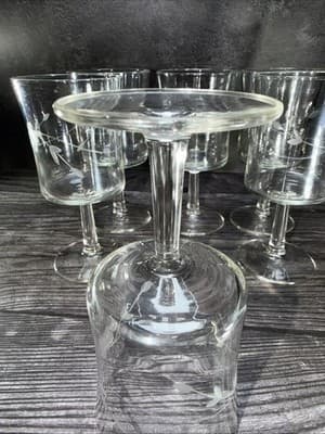 Set of 6 Wine Glasses Cut Flower Leaf Pattern Clear Javit Crystal Stemware 6.75� - Thumbnail 6