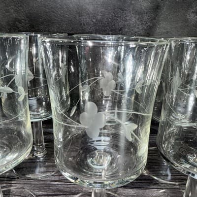 Set of 6 Wine Glasses Cut Flower Leaf Pattern Clear Javit Crystal Stemware 6.75� - Thumbnail 2