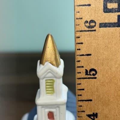 Collectible “Cobblestone Corners” Church House 2001 Miniature Christmas Vill - Thumbnail 10