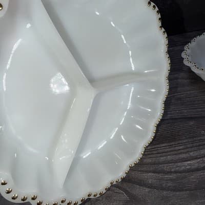 VTG Matching Set Milk Glass Divided Relish Trays Gold Dot Trim Nuts Candy Dish - Thumbnail 17