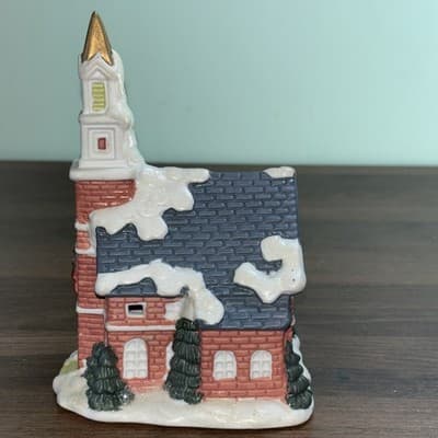 Collectible “Cobblestone Corners” Church House 2001 Miniature Christmas Vill - Thumbnail 7