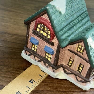 Collectible “Cobblestone Corners” Church House 2001 Miniature Christmas Vill - Thumbnail 14