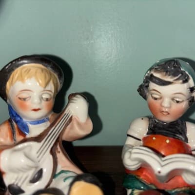 Vtg Hummel Style Boy Girl Reading Toddler Book Salt & Pepper Japan Sleepy Eyes - Thumbnail 2