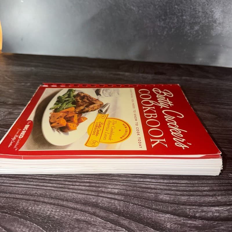 Betty Crocker's Cookbook: Everything You Need to Know to Cook Today, 9th Edition - Thumbnail 6