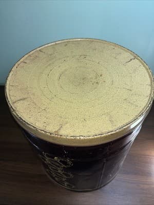 Vintage Charles Chips, Charles Pretzels Extra Large Tin Calhoun KY Mountville PA - Thumbnail 13