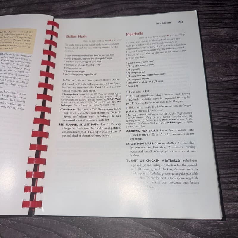 Betty Crocker's Cookbook: Everything You Need to Know to Cook Today, 9th Edition - Thumbnail 7