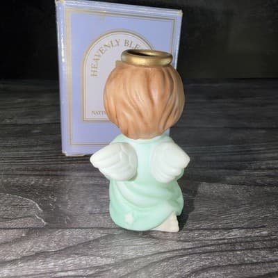 Vintage AVON Heavenly Blessings Nativity Collection Boy Angel Figurine 1987 - Thumbnail 3
