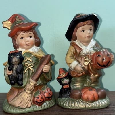 Vtg Witch Wizard Halloween Salt&Pepper Shaker Set NOSTALGIC CHILDREN Figures