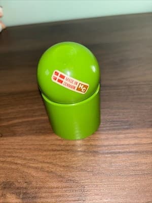 Green MCM Plastic Salt Pepper Round Nesting HC Made In Denmark Flag - Thumbnail 10